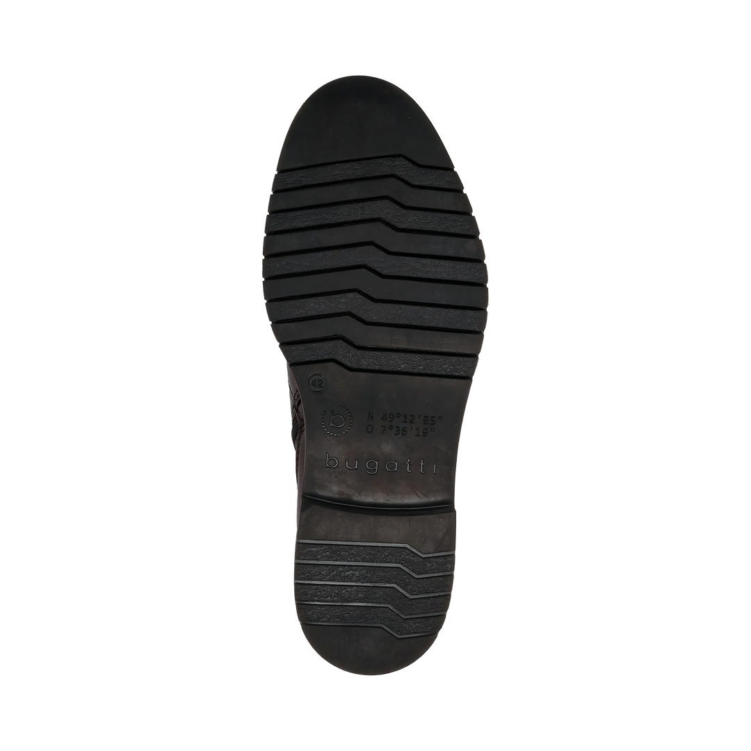 Bugatti Caj mid brown mens leather ankle boot, cleated rubber sole