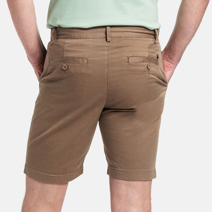 Giordano 511115 83 Dark Beige Twill Cotton Stretch Chino Shorts (1)