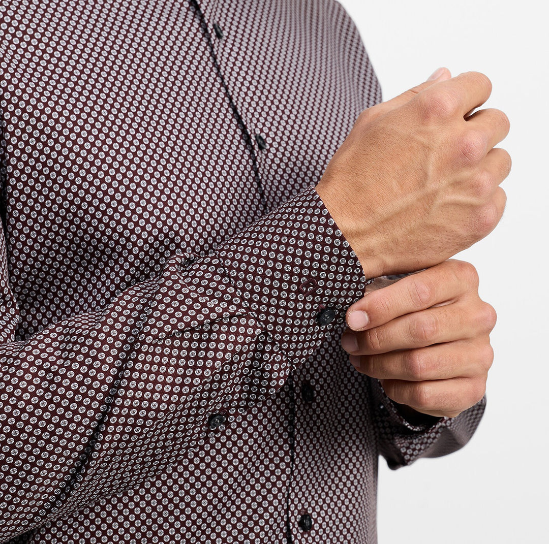 Olymp Level 5 2034-24-37 Burgundy Red Geometric Print Shirt, cuff detail on model